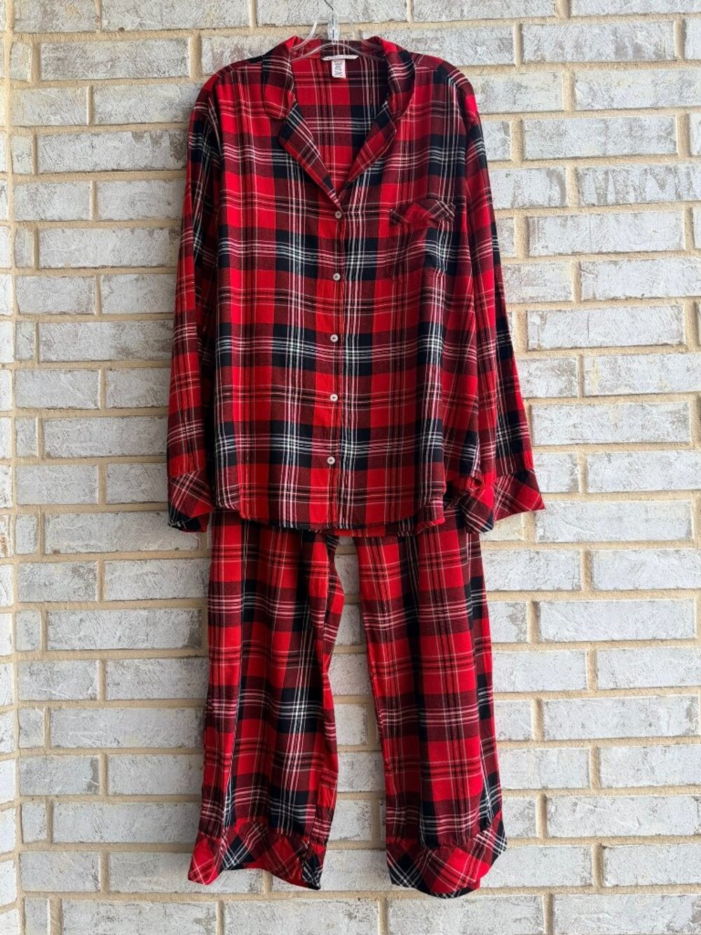 Victoria's Secret Long Sleeve Button Front Plaid 2-Pieces Pajamas Set Size XL